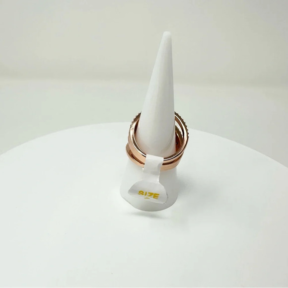 Bomb Party September 2024 Complete Stunner Sapphire on Rose Gold Ring NWT - Picture 2 of 3